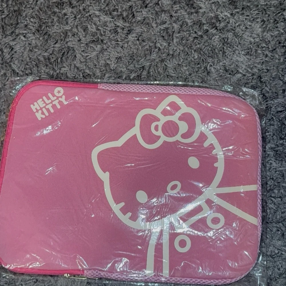 12 in Hello Kitty Pink Tablet / laptop holder